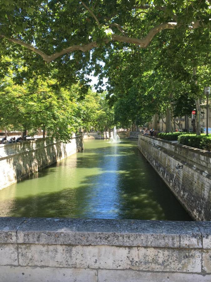 La Chambre Haute Et Son Spa Nîmes Esterno foto