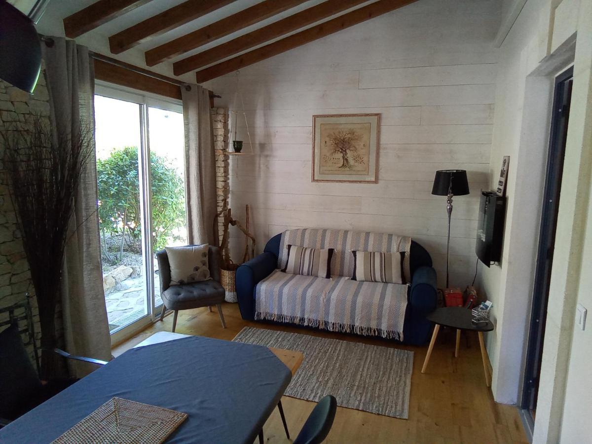La Chambre Haute Et Son Spa Nîmes Esterno foto