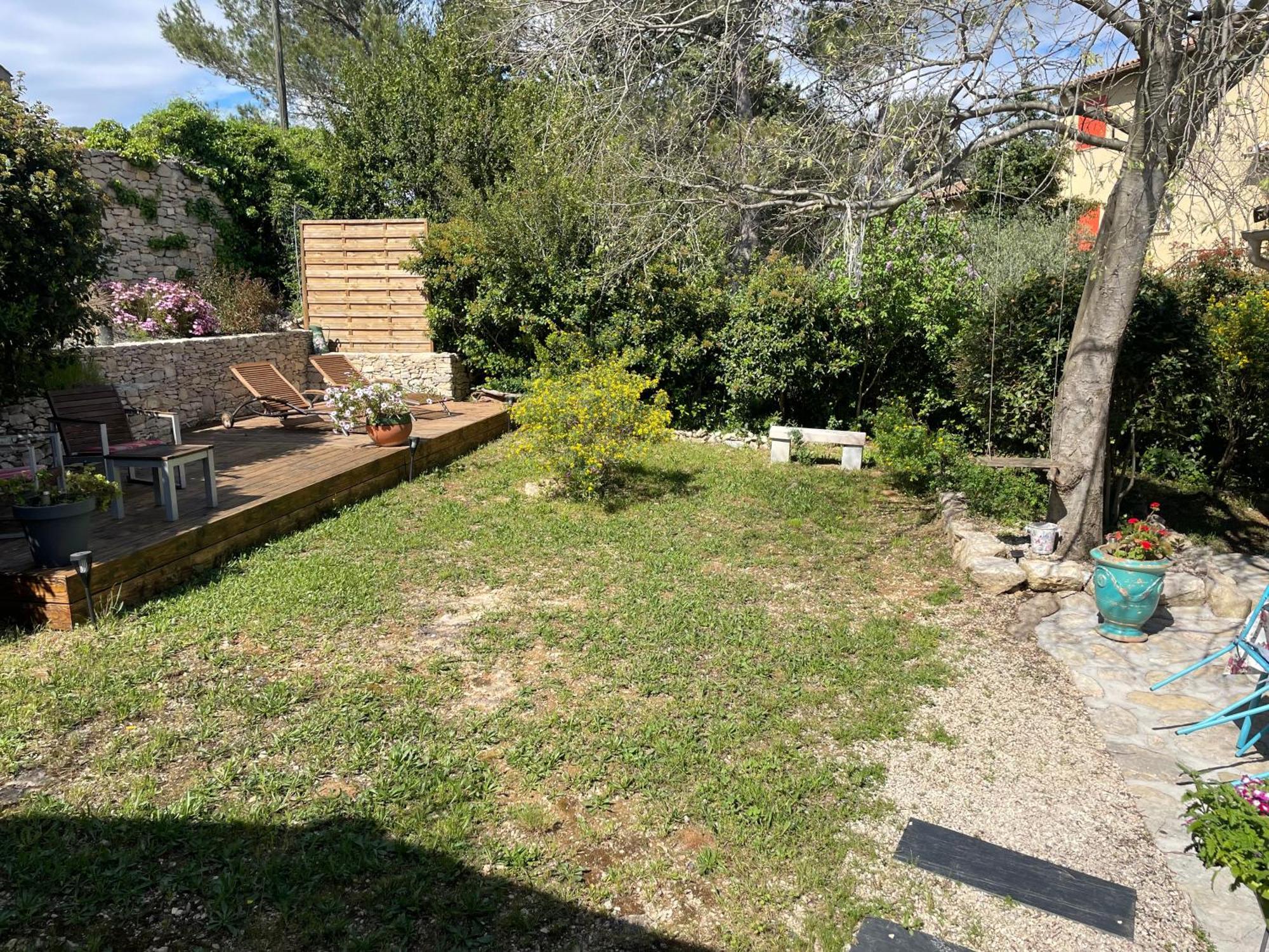 La Chambre Haute Et Son Spa Nîmes Esterno foto